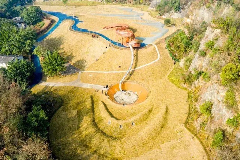 093226131.jpg 5.webp.jpg