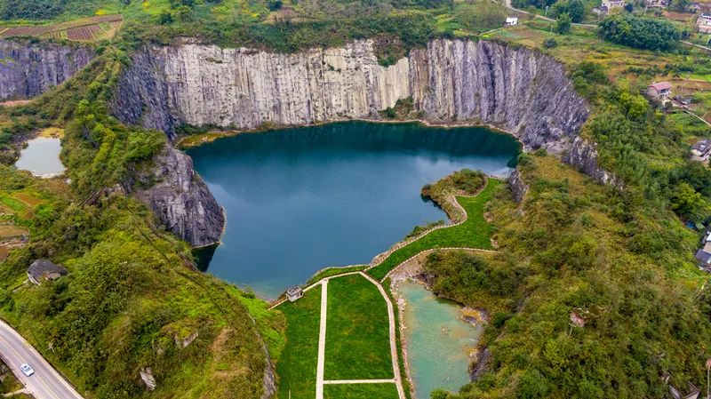 153634725.jpg 6edf0e0141518a45e18fc8eebae15061.jpg